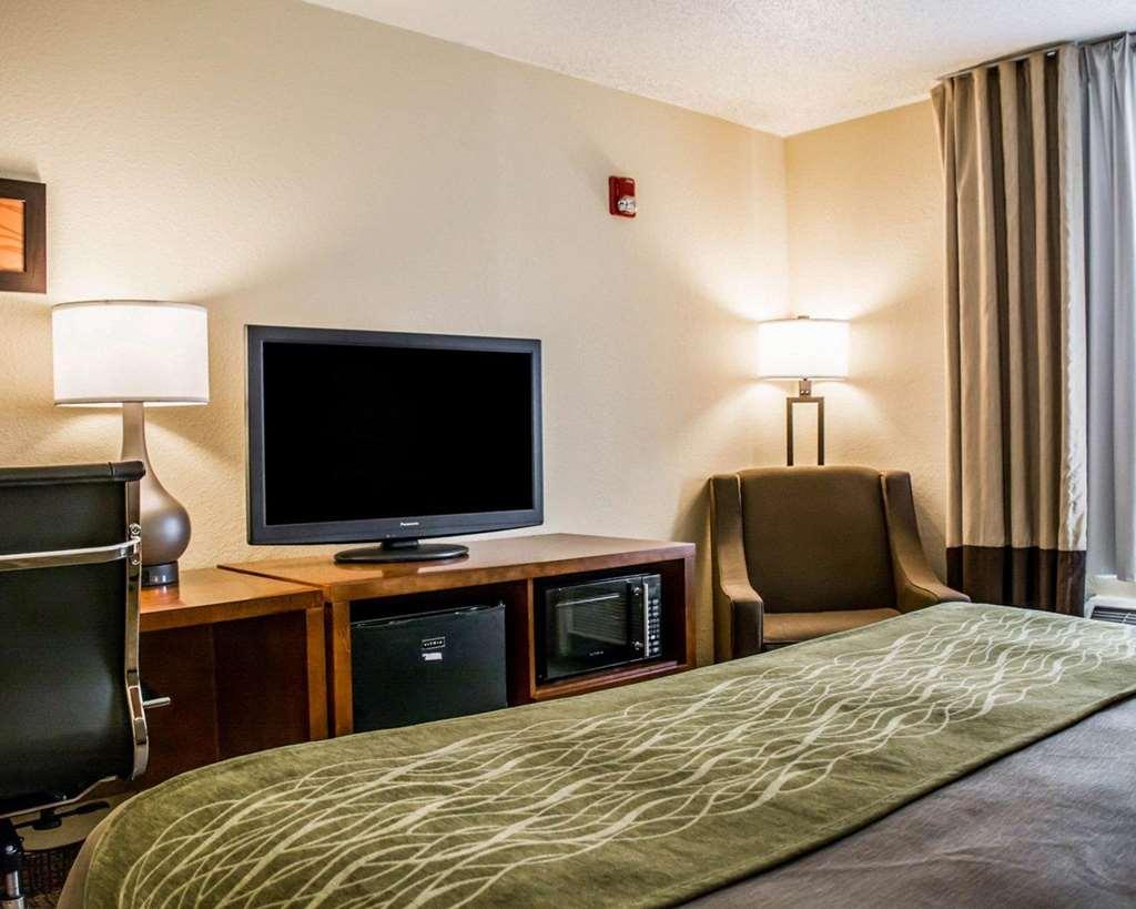 Comfort Inn Fort Myers Northeast Værelse billede
