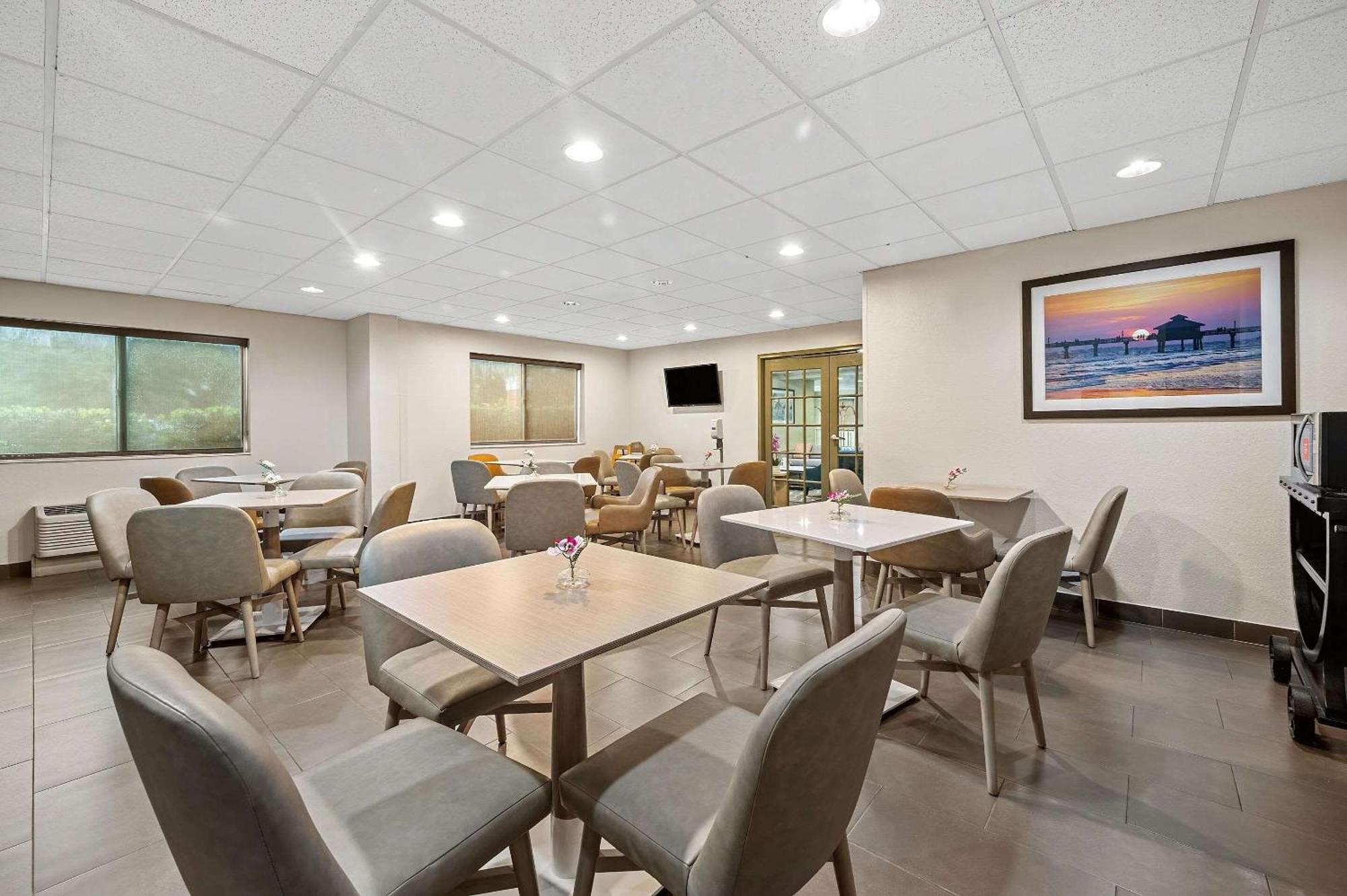 Comfort Inn Fort Myers Northeast Eksteriør billede