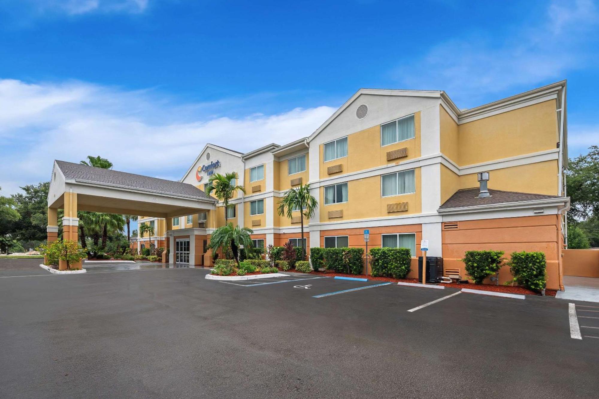 Comfort Inn Fort Myers Northeast Eksteriør billede