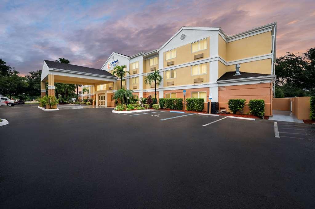 Comfort Inn Fort Myers Northeast Eksteriør billede